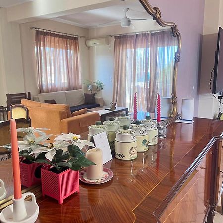 Chloe'S Sunrise Beach House Villa Атина Екстериор снимка