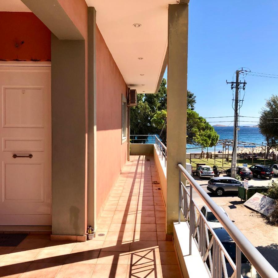 Chloe'S Sunrise Beach House Villa Атина Екстериор снимка