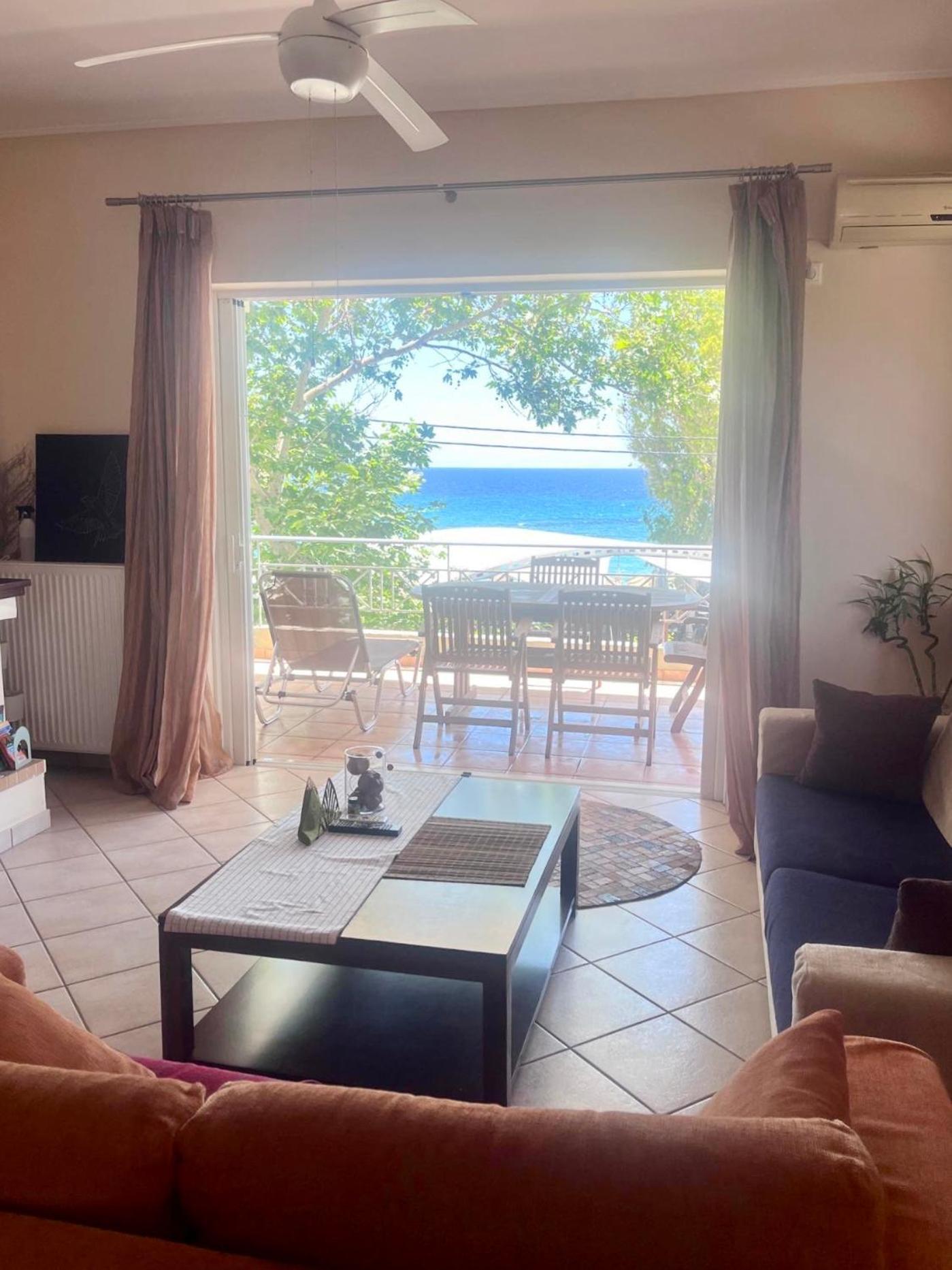 Chloe'S Sunrise Beach House Villa Атина Екстериор снимка
